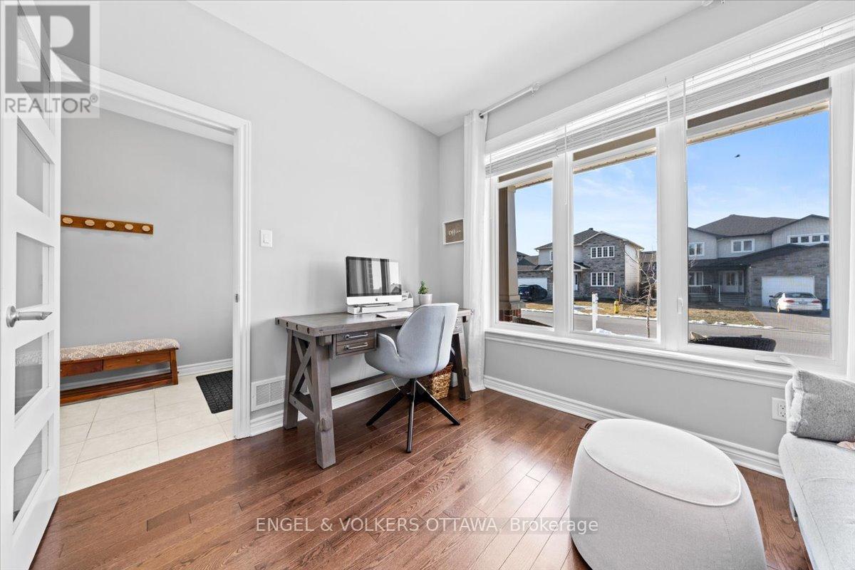 Gorgeous large window to work beside