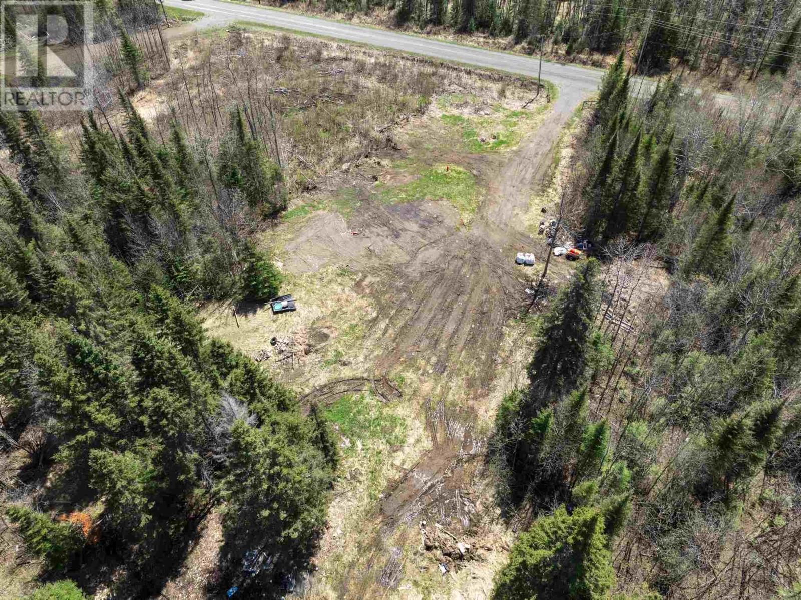 Photo 12 of 390 Connolly Road, Kakabeka Falls ON
