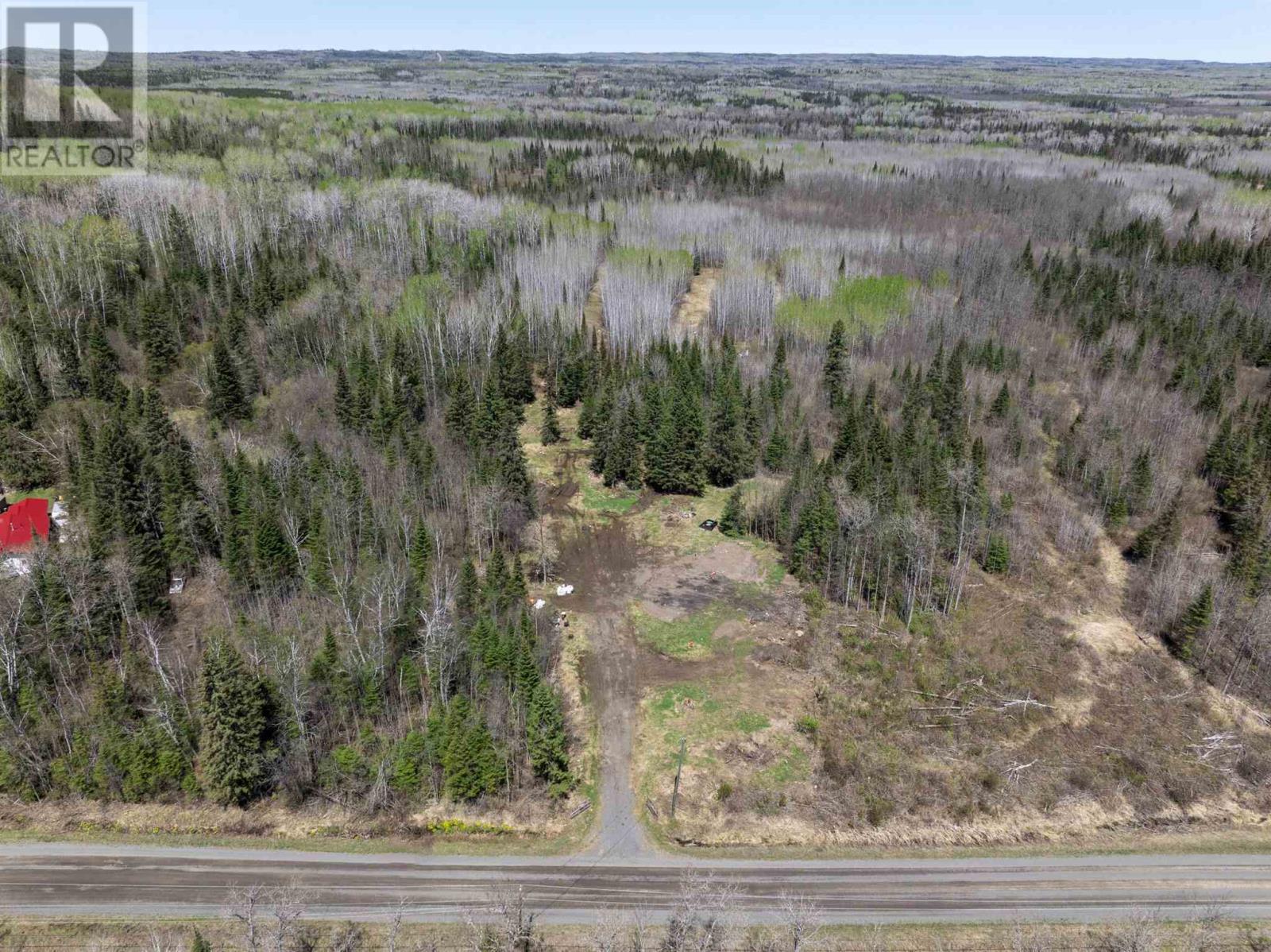 Photo 6 of 390 Connolly Road, Kakabeka Falls ON