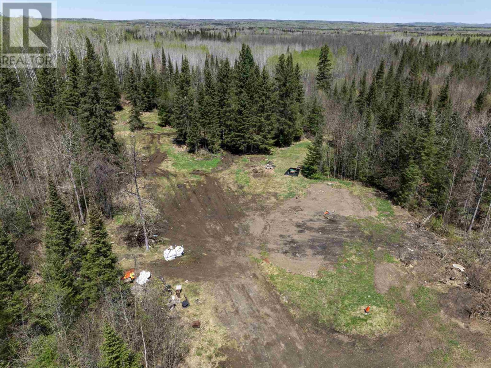 Photo 5 of 390 Connolly Road, Kakabeka Falls ON