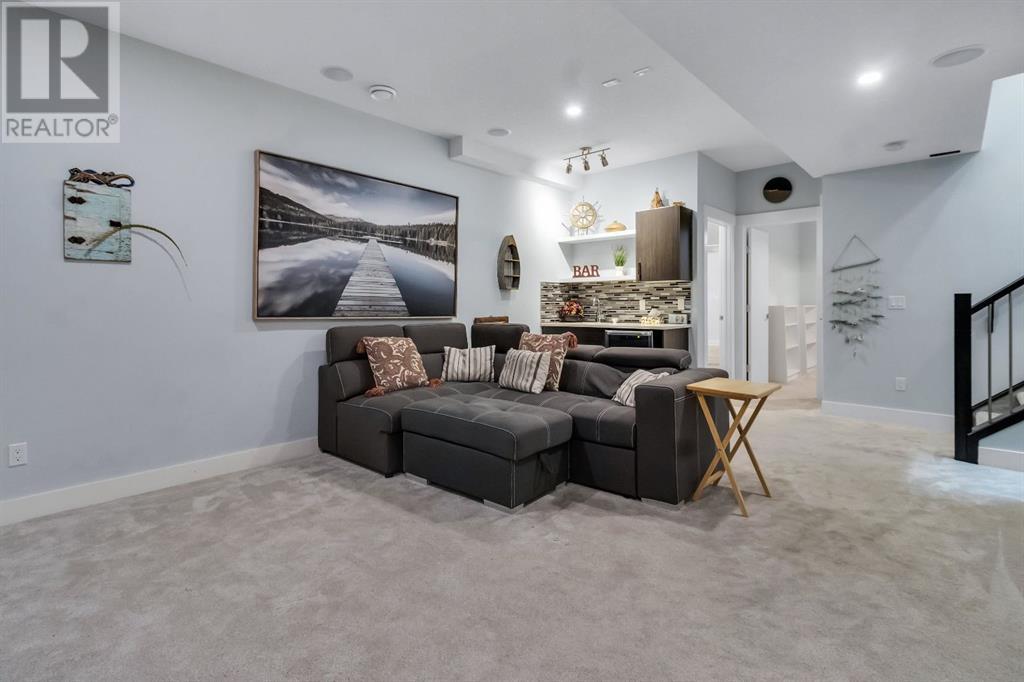 3, 1926 25a Street SW, Calgary, Alberta
