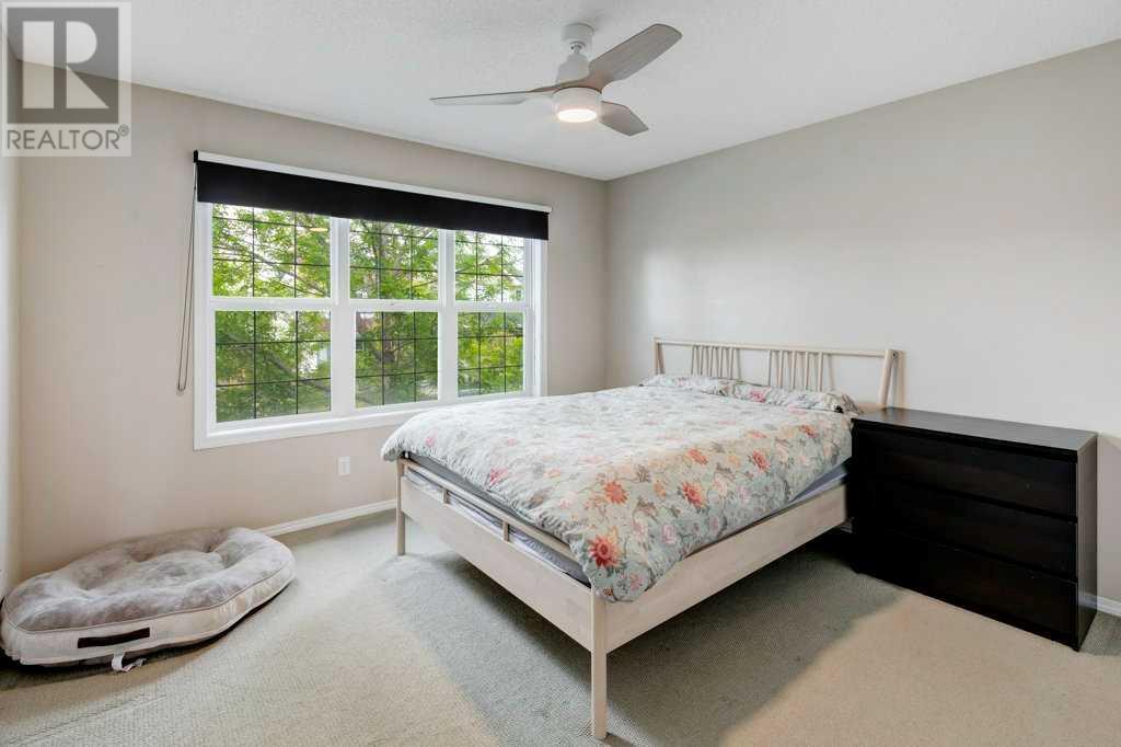 Single Family House for Sale in  Everglen Manor SW Evergreen Calgary 