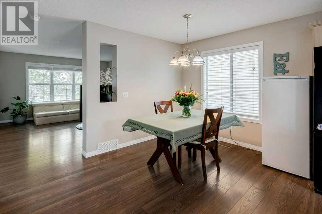 Single Family House for Sale in  Everglen Manor SW Evergreen Calgary 