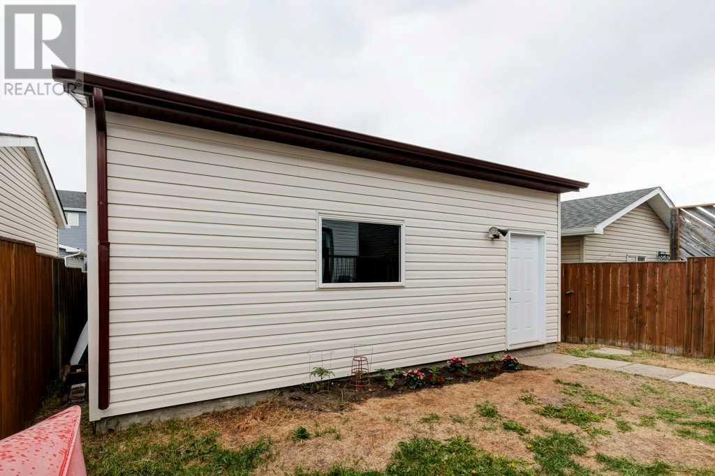 Single Family House for Sale in  Everglen Manor SW Evergreen Calgary 