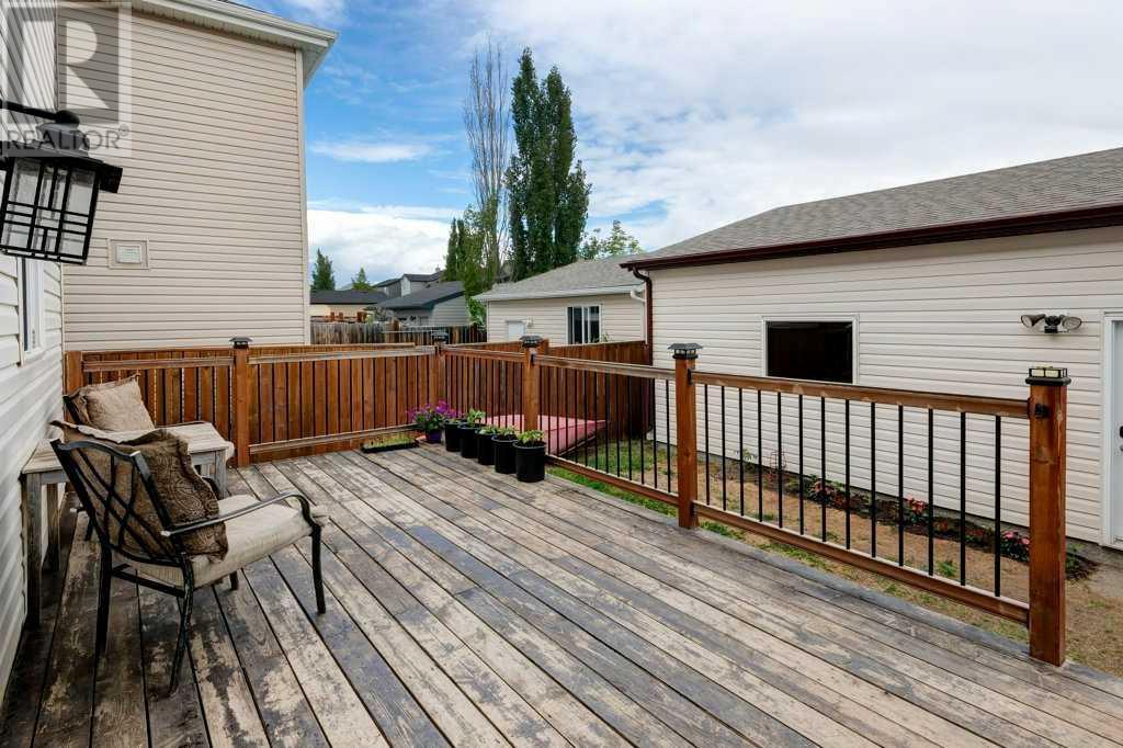 Single Family House for Sale in  Everglen Manor SW Evergreen Calgary 