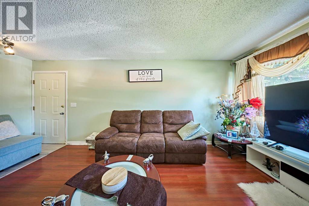 Single Family House Bungalow for Sale in  Doverglen Crescent SE Dover Calgary 