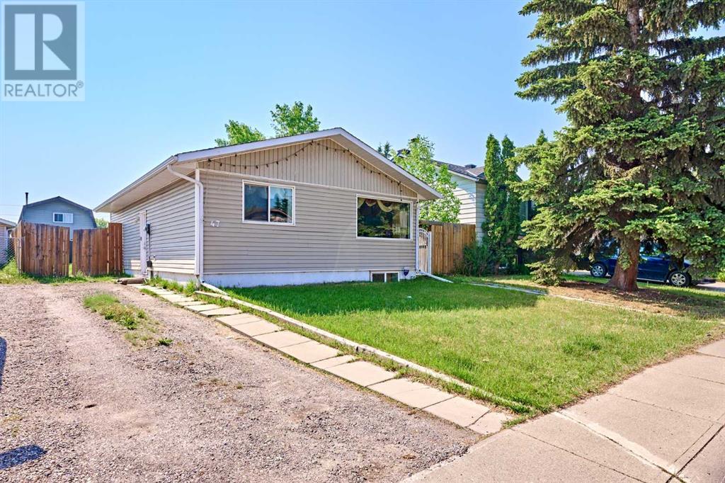 Single Family House Bungalow for Sale in  Doverglen Crescent SE Dover Calgary 