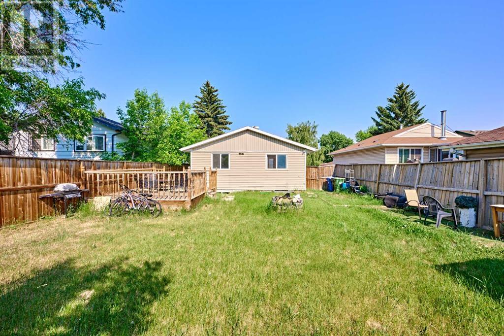 Single Family House Bungalow for Sale in  Doverglen Crescent SE Dover Calgary 