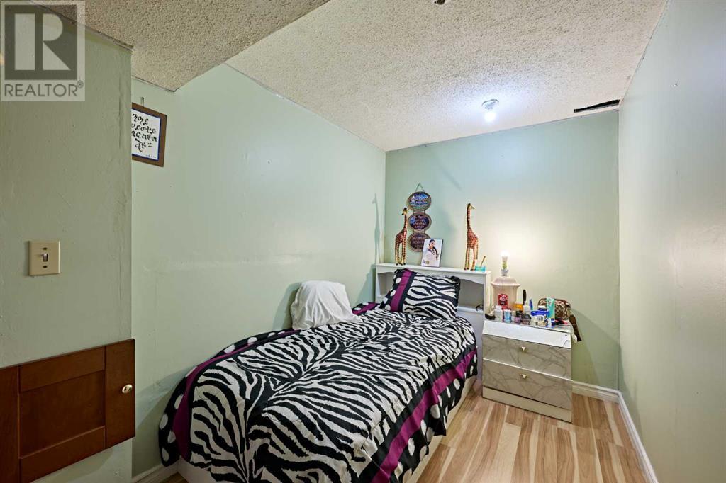Single Family House Bungalow for Sale in  Doverglen Crescent SE Dover Calgary 
