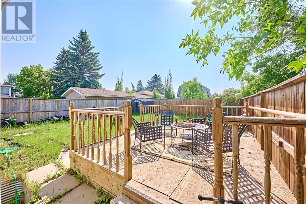Single Family House Bungalow for Sale in  Doverglen Crescent SE Dover Calgary 