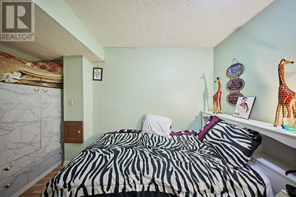 Single Family House Bungalow for Sale in  Doverglen Crescent SE Dover Calgary 