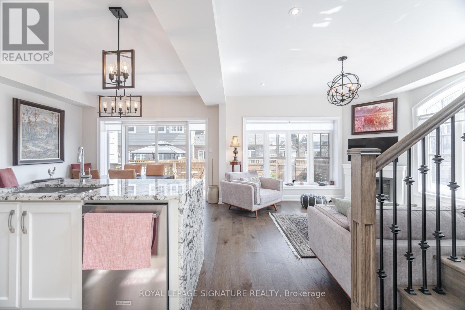 Photo 9 of 47 Windsor Circle, Niagaraonthelake ON