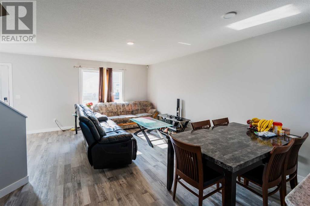 Photo 6 of D 11201 95 Street, Clairmont AB