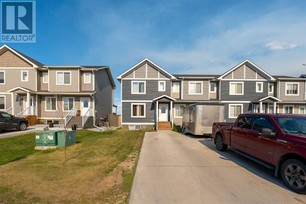 Photo 2 of D 11201 95 Street, Clairmont AB