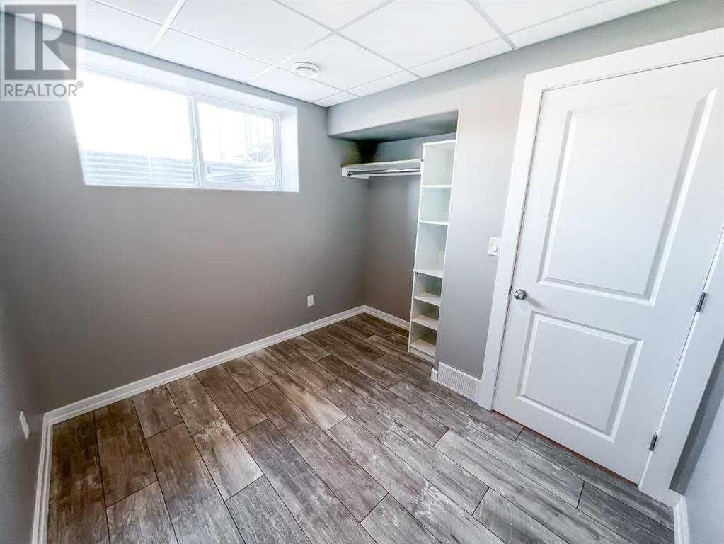 Photo 20 of D 11201 95 Street, Clairmont AB