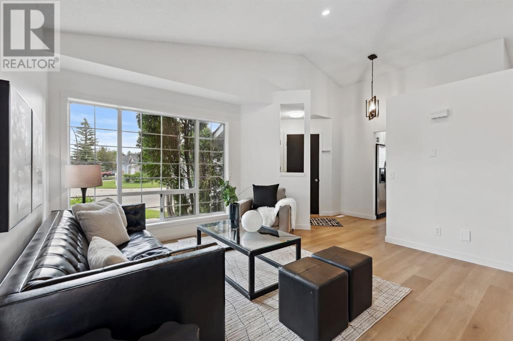 Single Family House 4 Level for Sale in   Street SE Riverbend Calgary 