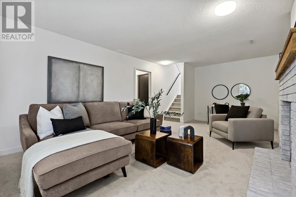 Single Family House 4 Level for Sale in   Street SE Riverbend Calgary 