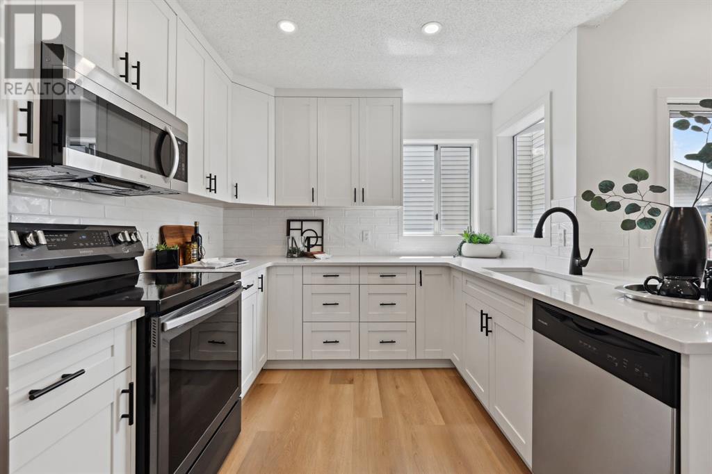 Single Family House 4 Level for Sale in   Street SE Riverbend Calgary 