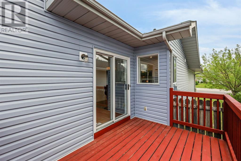 Single Family House 4 Level for Sale in   Street SE Riverbend Calgary 