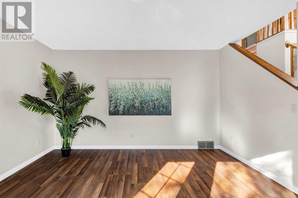 Single Family House for Sale in  Shannon Terrace SW Shawnessy Calgary 