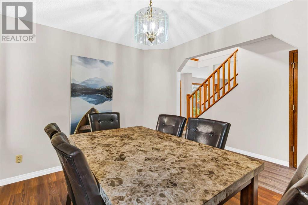 Single Family House for Sale in  Shannon Terrace SW Shawnessy Calgary 