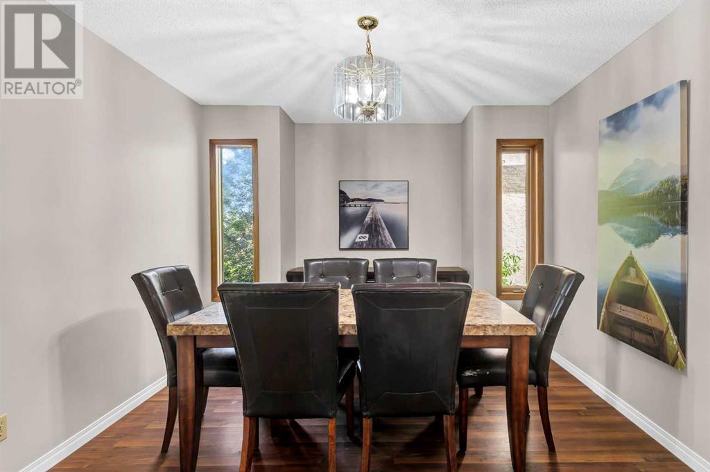 Single Family House for Sale in  Shannon Terrace SW Shawnessy Calgary 