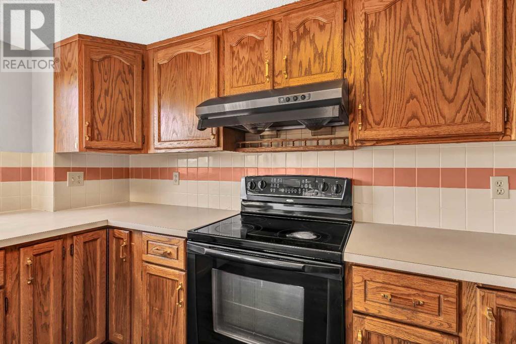 Single Family House for Sale in  Shannon Terrace SW Shawnessy Calgary 