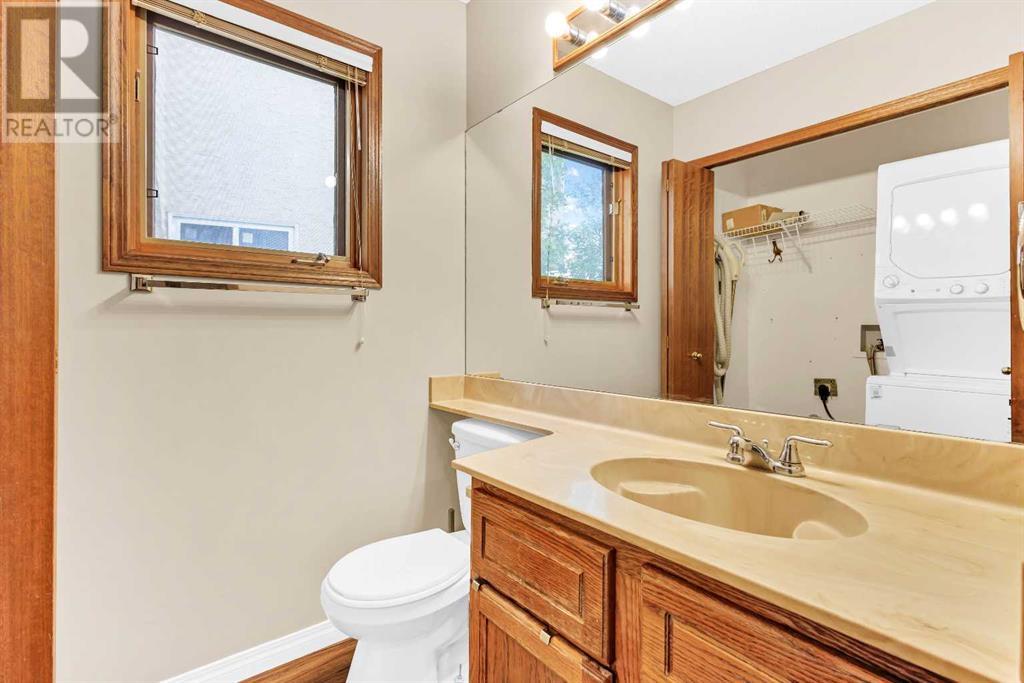 Single Family House for Sale in  Shannon Terrace SW Shawnessy Calgary 