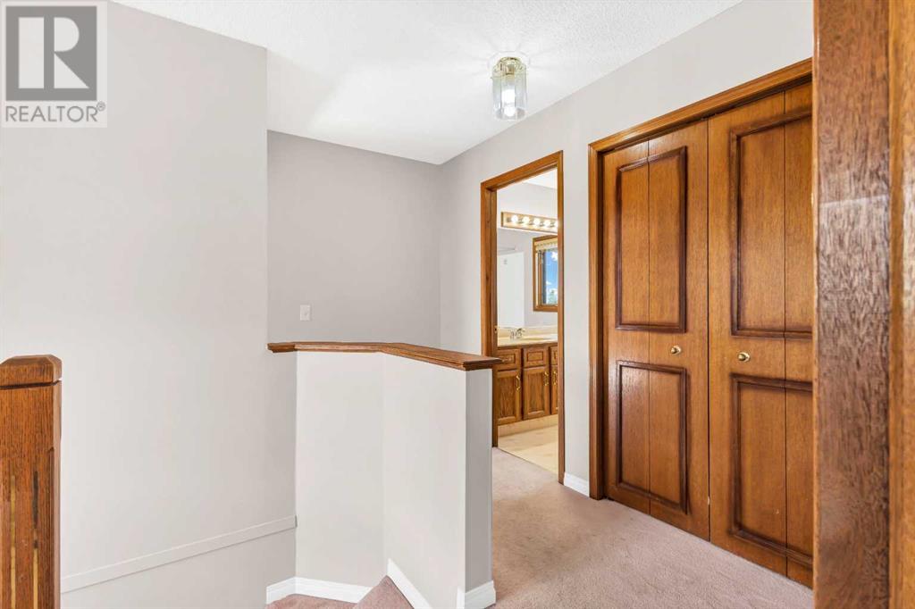 Single Family House for Sale in  Shannon Terrace SW Shawnessy Calgary 