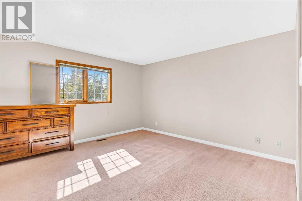 Single Family House for Sale in  Shannon Terrace SW Shawnessy Calgary 