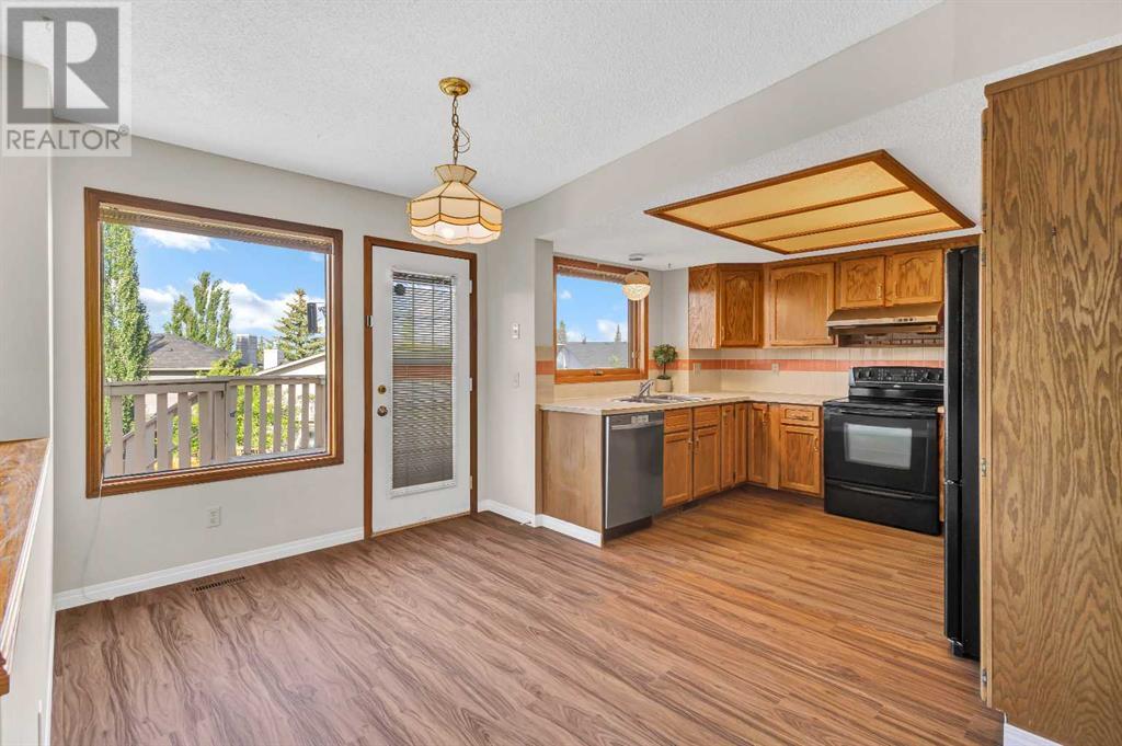Single Family House for Sale in  Shannon Terrace SW Shawnessy Calgary 