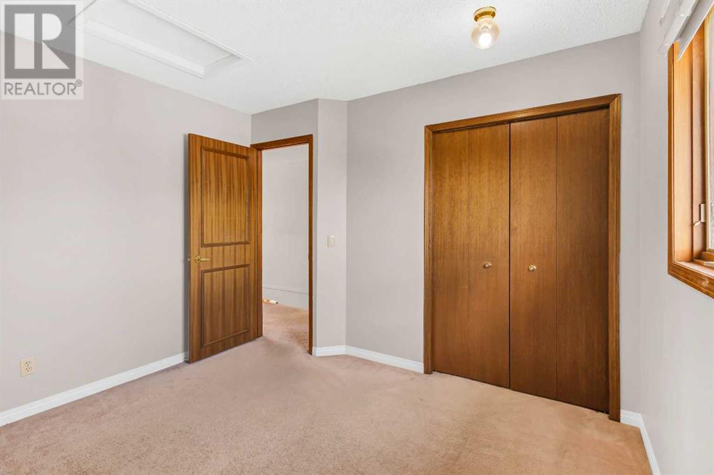 Single Family House for Sale in  Shannon Terrace SW Shawnessy Calgary 