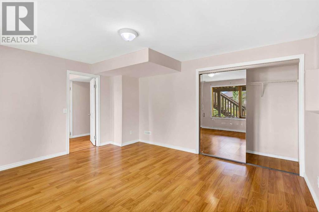 Single Family House for Sale in  Shannon Terrace SW Shawnessy Calgary 
