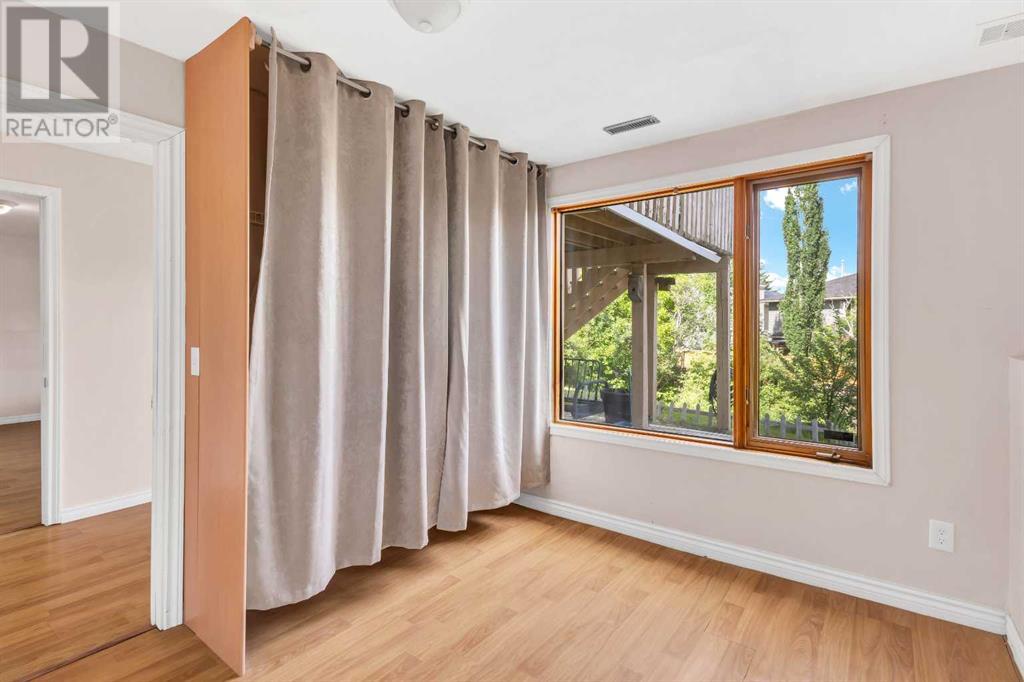 Single Family House for Sale in  Shannon Terrace SW Shawnessy Calgary 