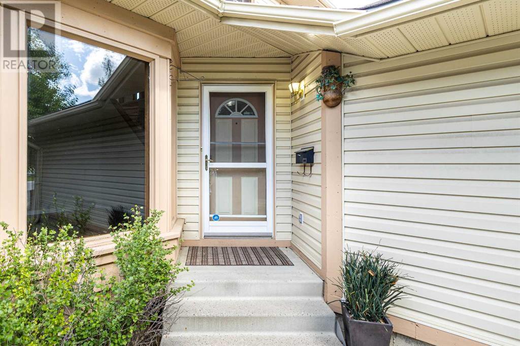 Single Family House for Sale in  Shannon Terrace SW Shawnessy Calgary 
