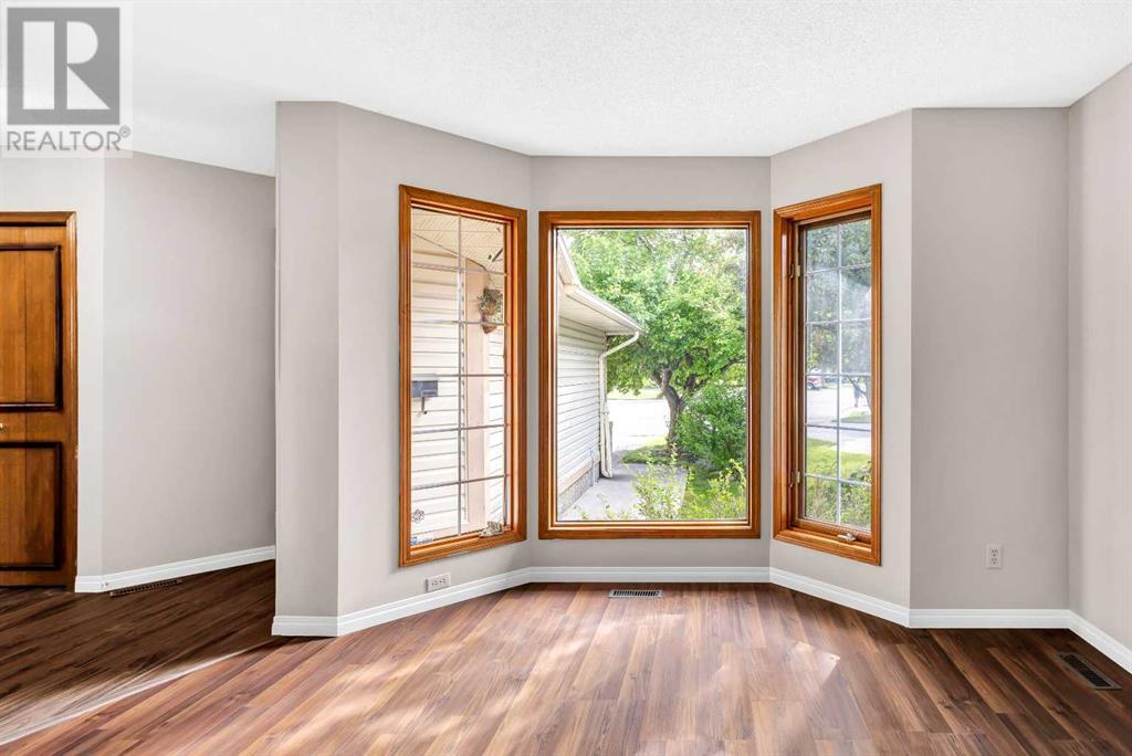 Single Family House for Sale in  Shannon Terrace SW Shawnessy Calgary 