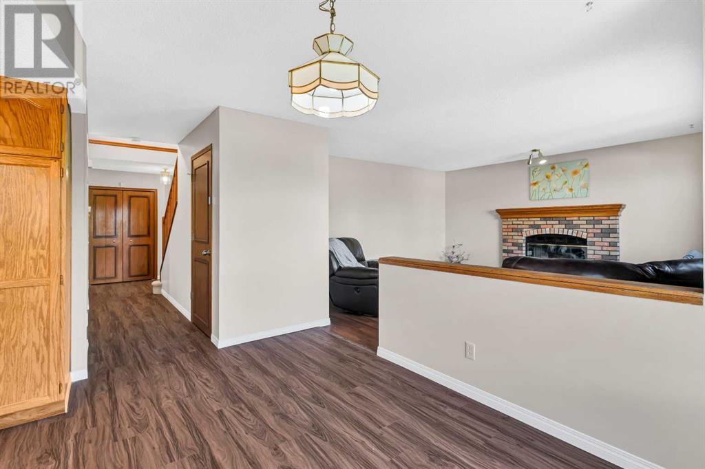 Single Family House for Sale in  Shannon Terrace SW Shawnessy Calgary 