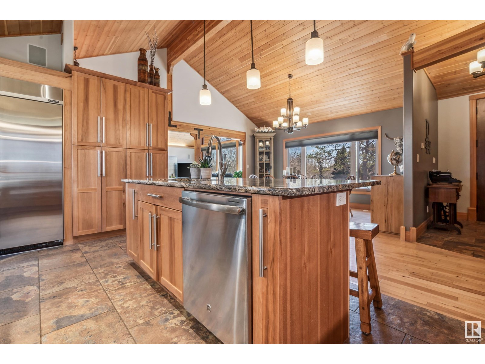 Photo 7 of 25 52550 Rge Rd 225, Rural Strathcona County AB
