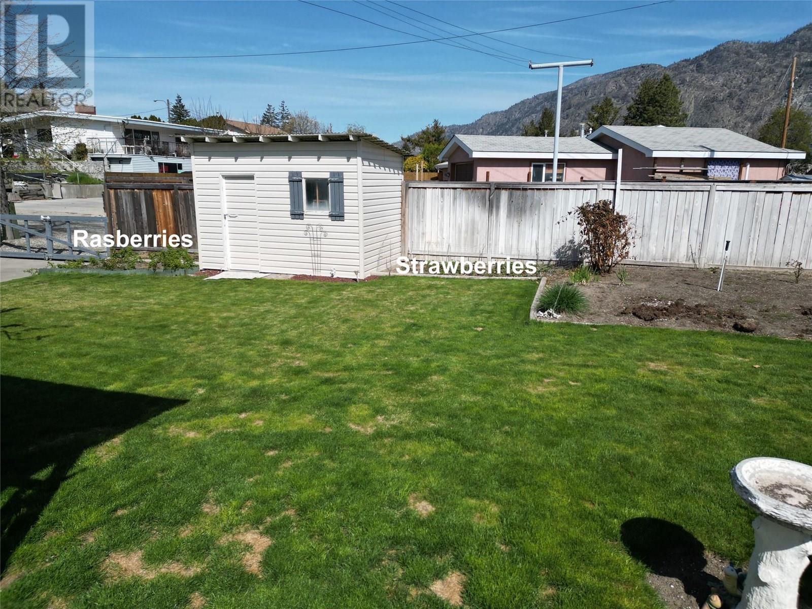 5702 Jackpine Lane, Osoyoos