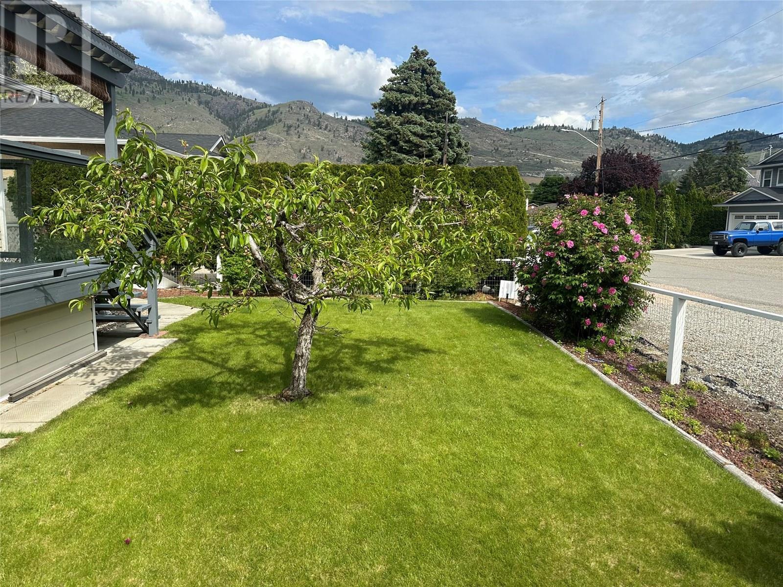 5702 Jackpine Lane, Osoyoos