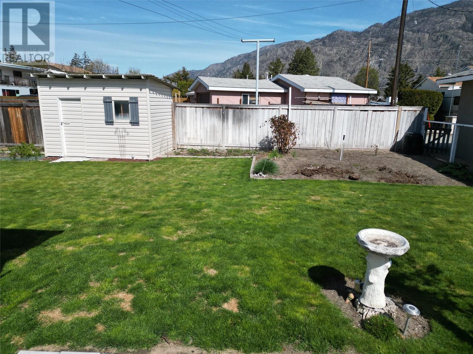 5702 Jackpine Lane, Osoyoos