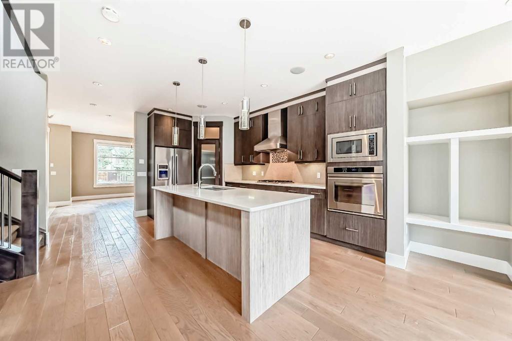Single Family House for Sale in   Avenue SW North Glenmore Park Calgary 