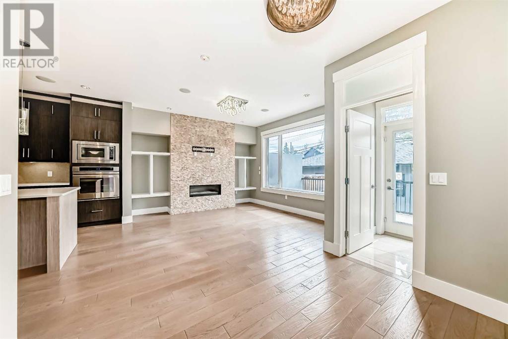 Single Family House for Sale in   Avenue SW North Glenmore Park Calgary 