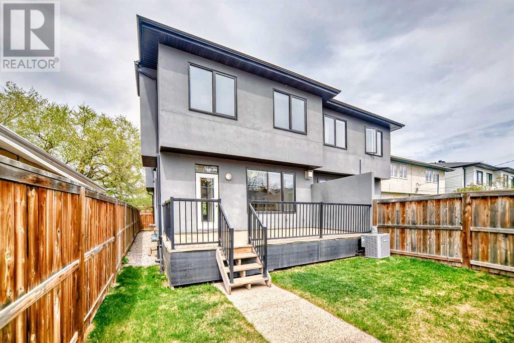 Single Family House for Sale in   Avenue SW North Glenmore Park Calgary 