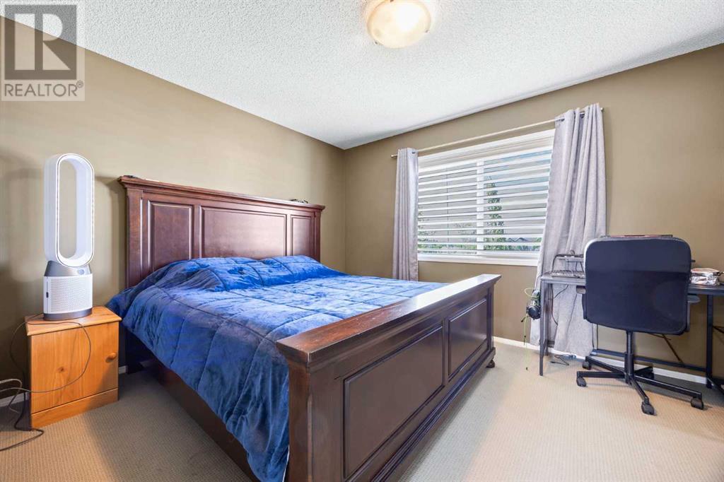 Single Family House for Sale in  Copperstone Circle SE Copperfield Calgary 