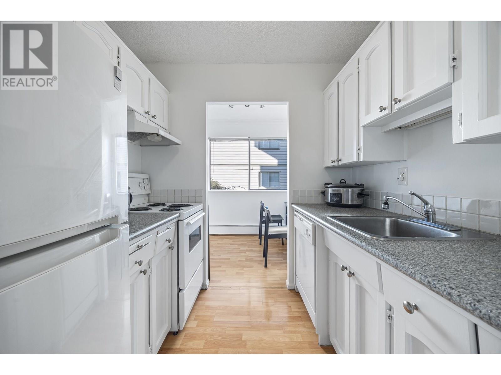 102 264 W 2ND STREET, North Vancouver real estate listing R2960341