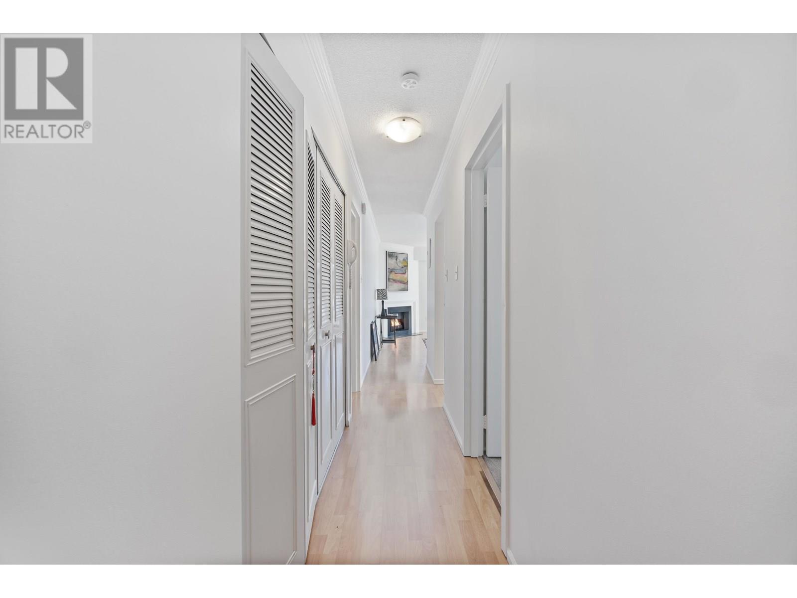 102 264 W 2ND STREET, North Vancouver real estate listing R2960341