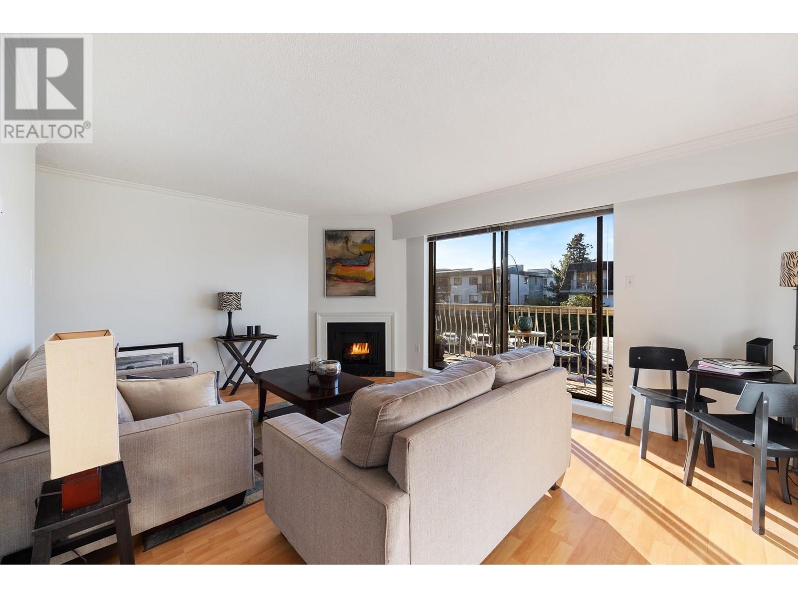 102 264 W 2ND STREET, North Vancouver real estate listing R2960341