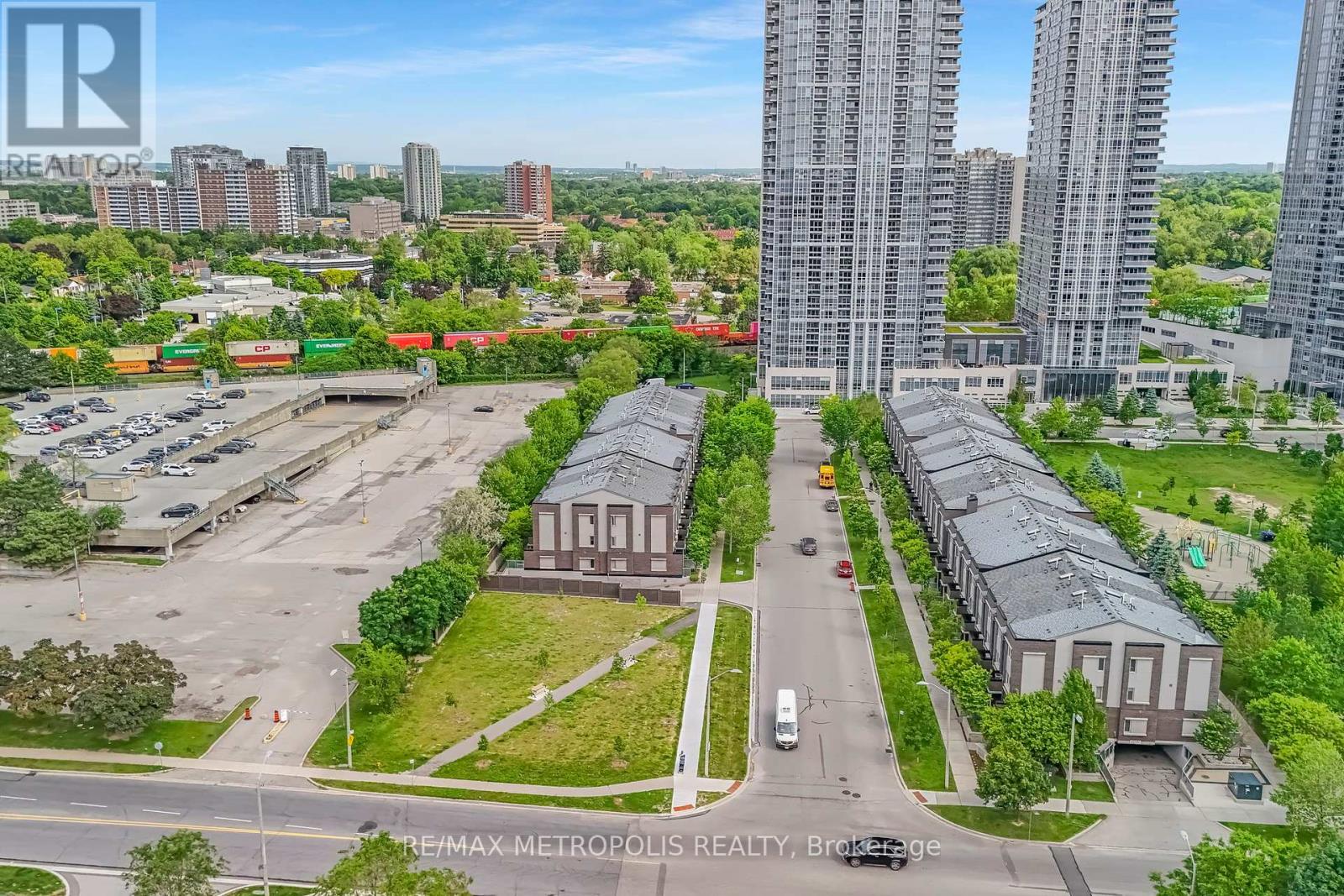 Photo 41 of Th 55 295 Village Green Square, Toronto ON