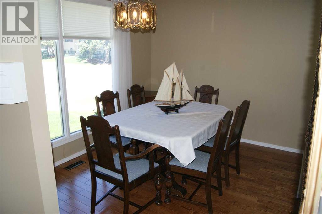 Single Family House 4 Level for Sale in   Avenue SW Cedarbrae Calgary 